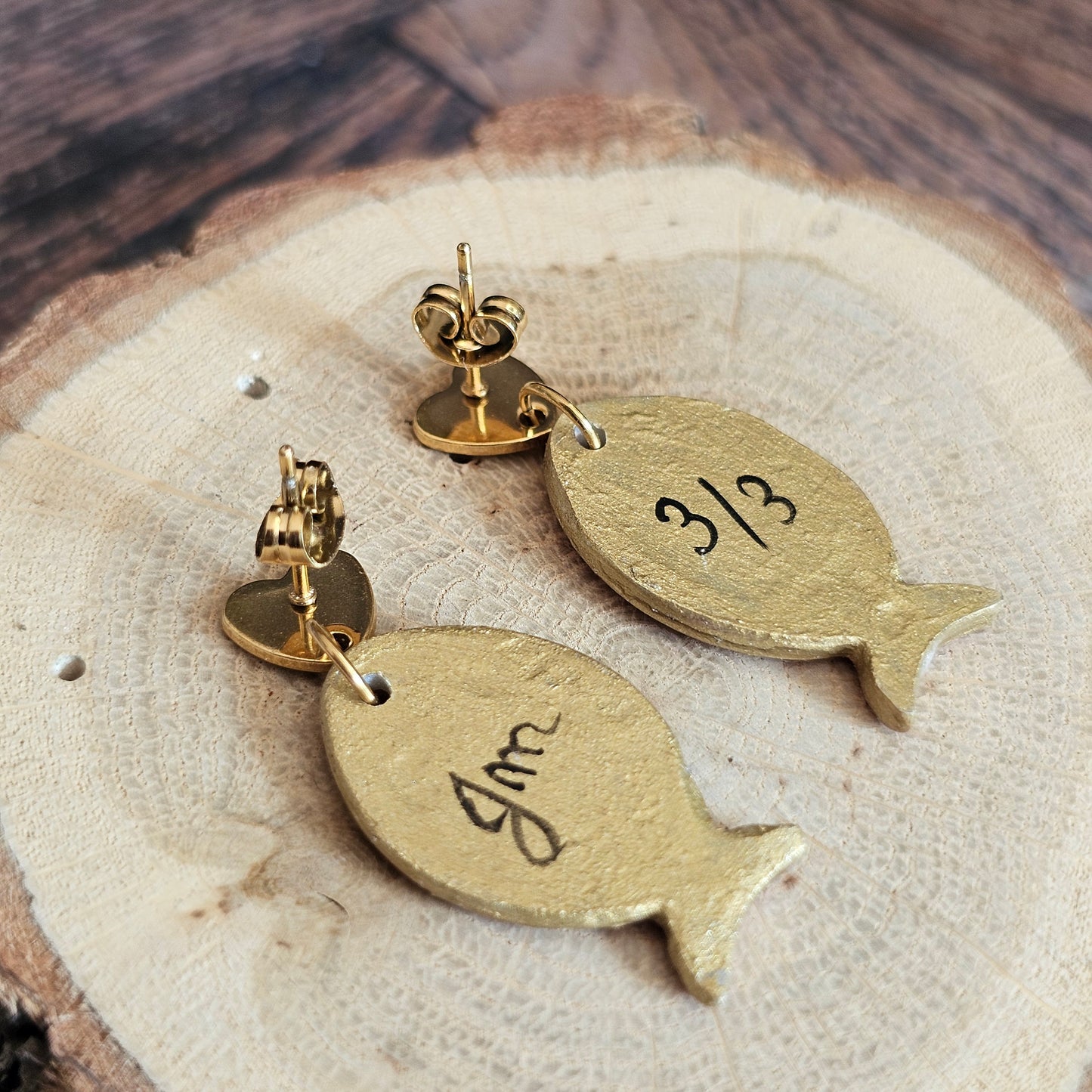 Boucles d'Oreilles "Les poissons de Lola" : Art Folklorique Peinte à la Main