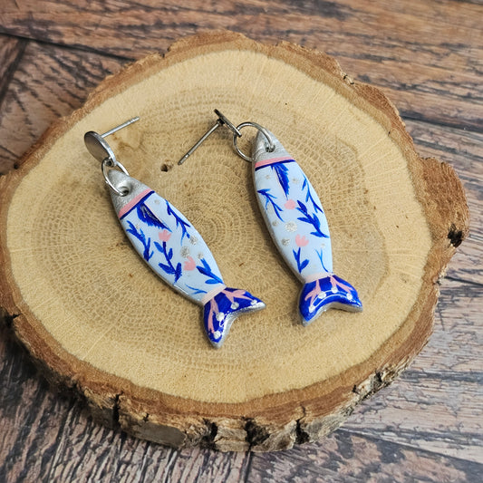 Boucles d'Oreilles "Les Poissons d’Emma" : Art Folklorique Peinte à la Main