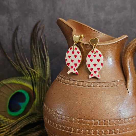 Boucles d'Oreilles "Les Poissons de Valentine" : Art romantique Peinte à la Main