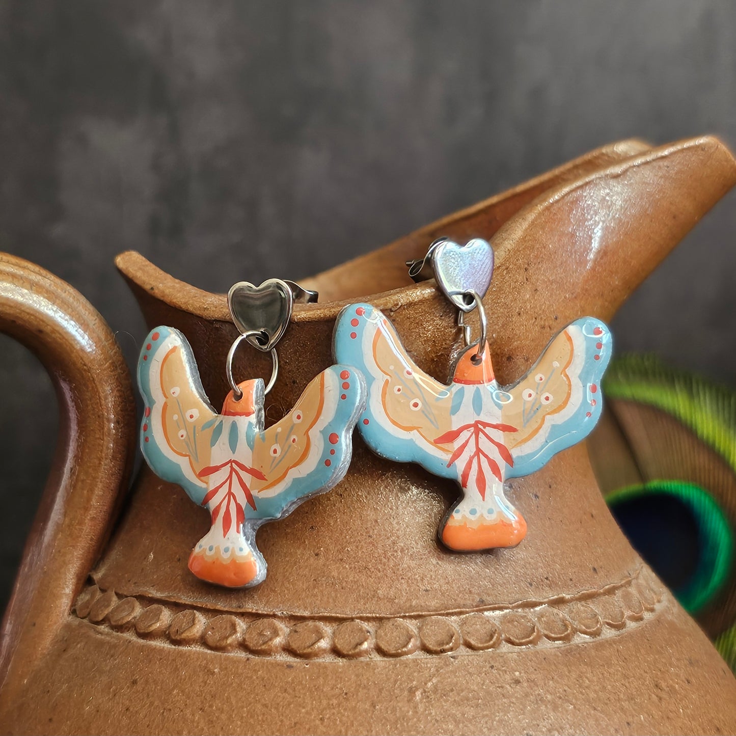 Boucles d'Oreilles "Les oiseaux de Marie" : Art Folklorique Peinte à la Main