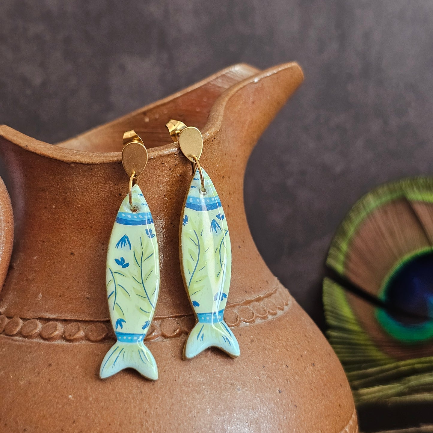 Boucles d'Oreilles "Les poisson de Martine" : Art Folklorique Peinte à la Main