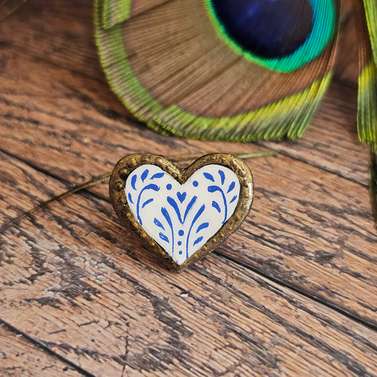 Pins "Le cœur de Teresa" : Art Folklorique Peinte à la Main